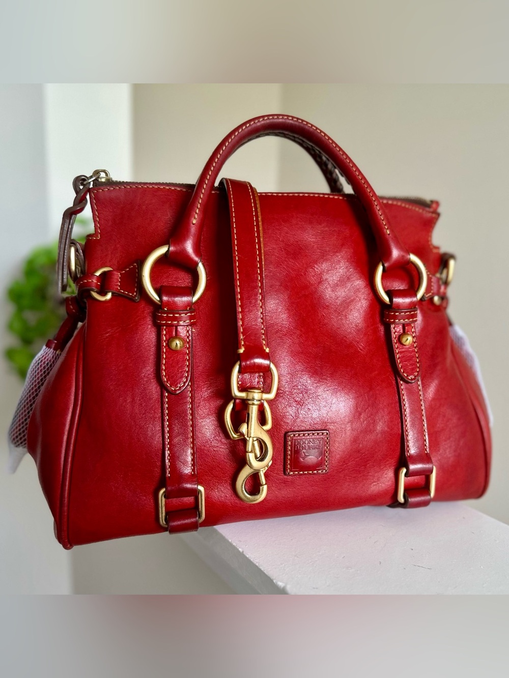 Dooney & Bourke Vintage Red Florentine Satchel EUC - Picture 13 of 15